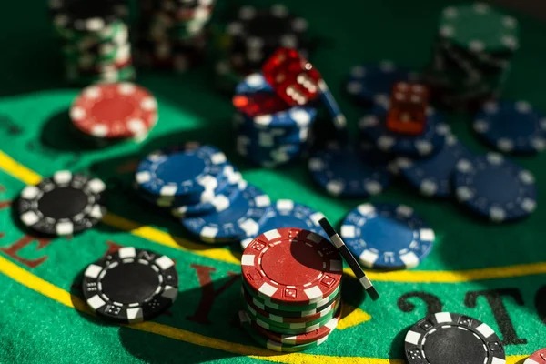 Sakong live dealer table on j200m slot mobile screen